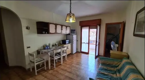 Two-Bedroom Apartment with Terrace near Station and Shops