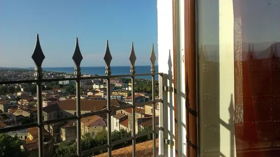 Charming Restored Apartment in Scalea’s Historic Old Town