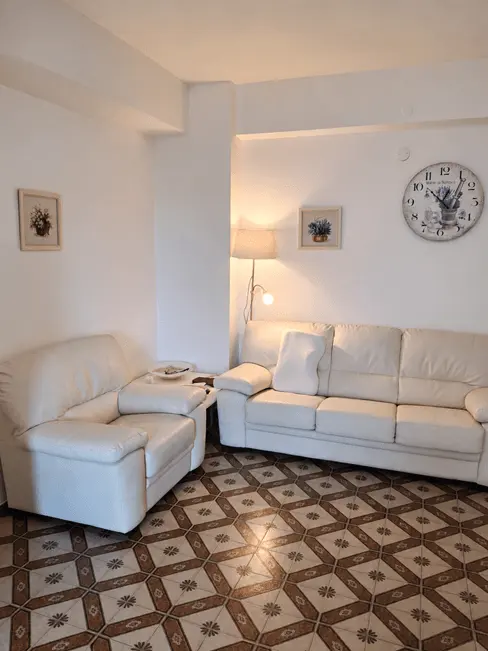Bright Apartment in Central Scalea, 800 m from the Sea